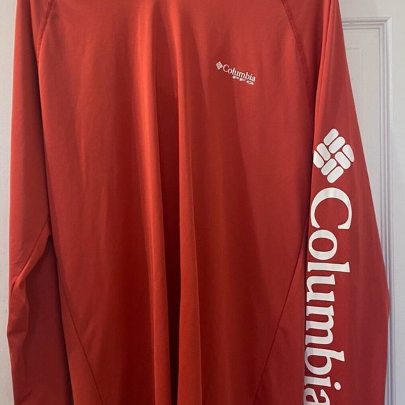 Columbia PFG Tidal Tee Hoodie in Coral Glow - Picture 1 of 3